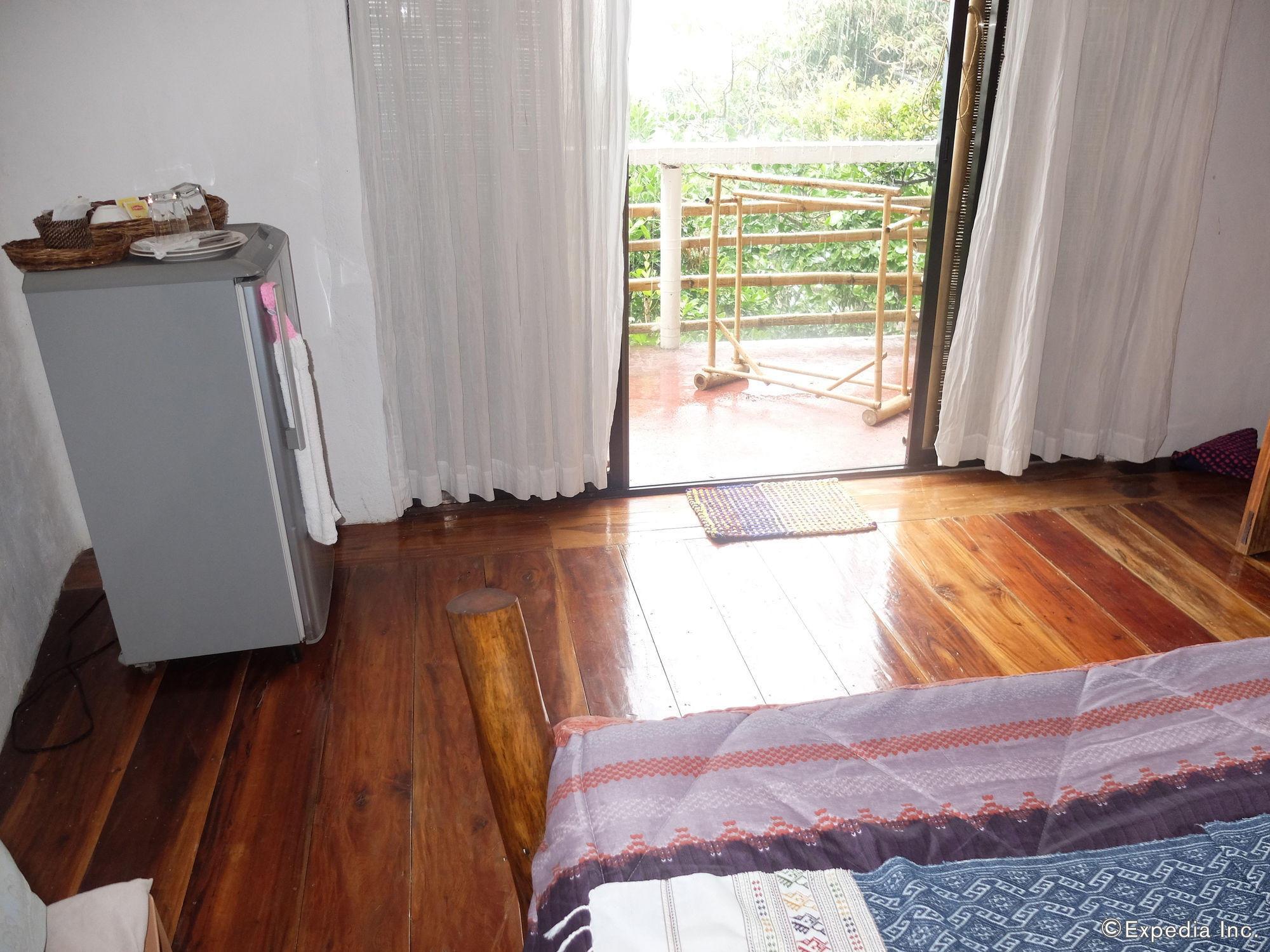 Balinghai Beach Resort Yapak Bagian luar foto