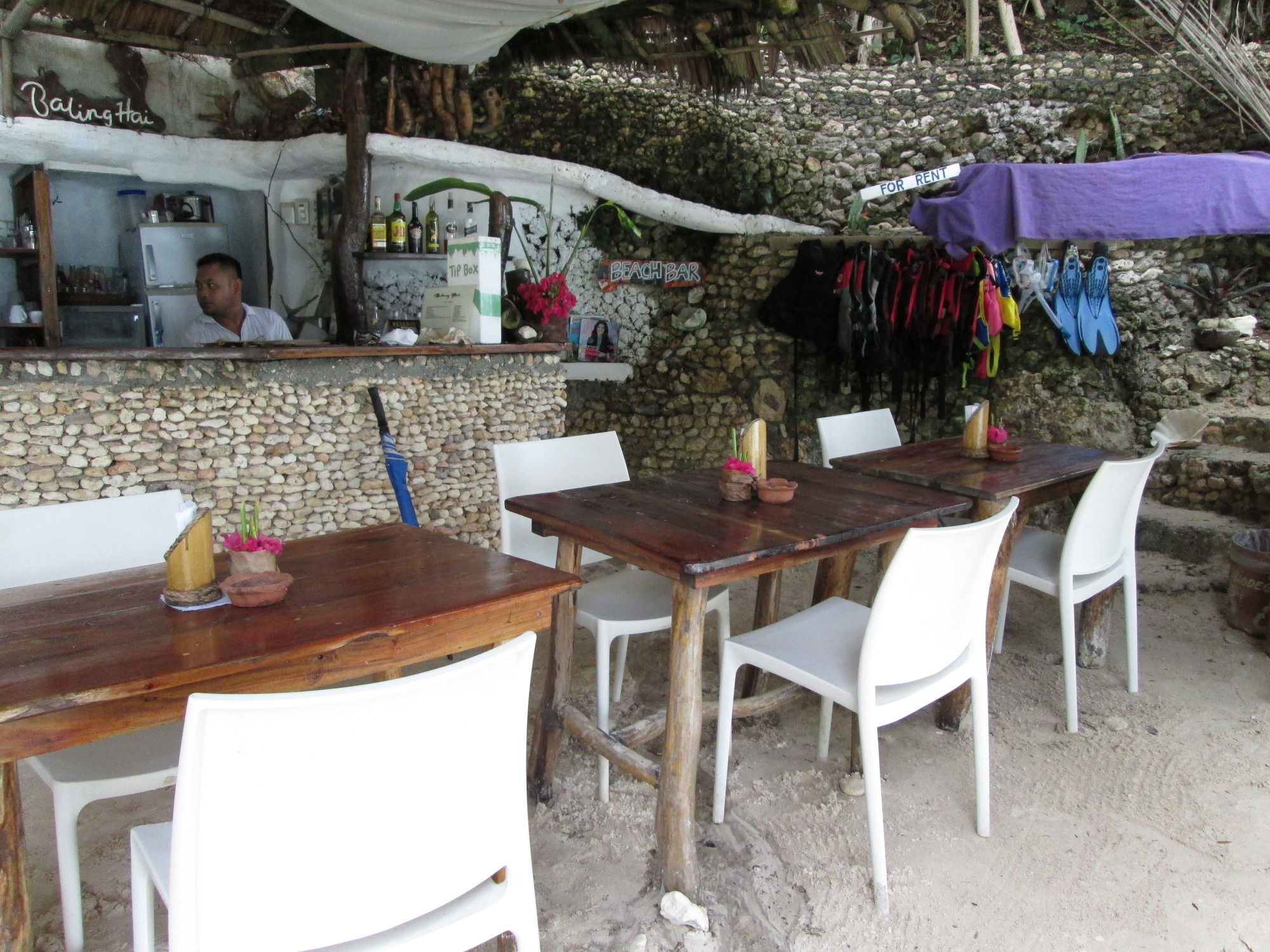 Balinghai Beach Resort Yapak Bagian luar foto