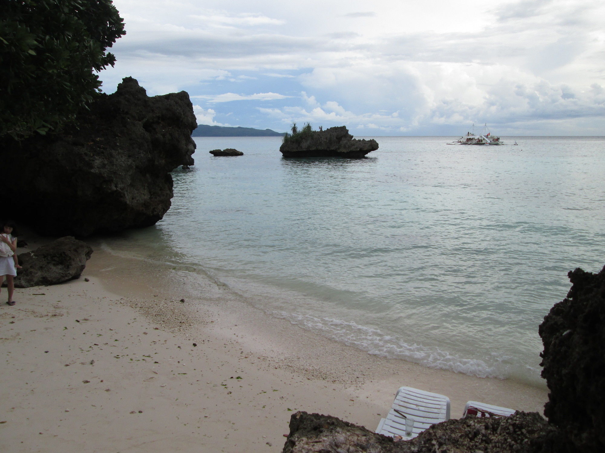 Balinghai Beach Resort Yapak Bagian luar foto