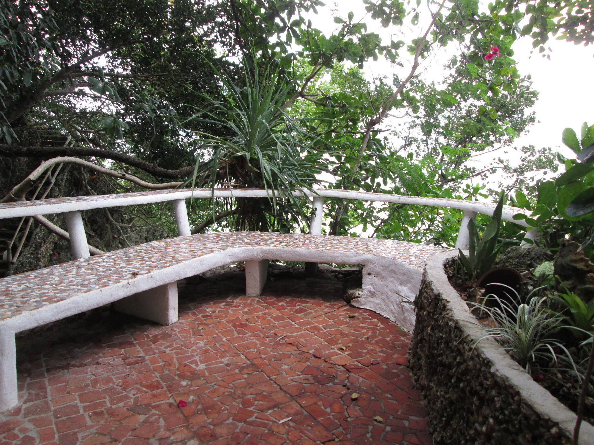 Balinghai Beach Resort Yapak Bagian luar foto